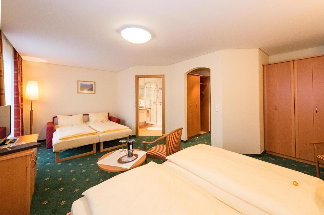 Pension Elisabeth Russbach am Pass Gschütt Quarto foto
